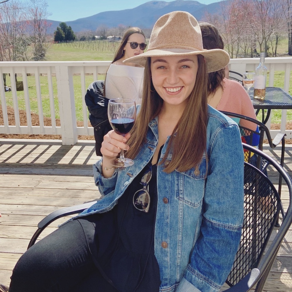 Meet your Posher, Hannah